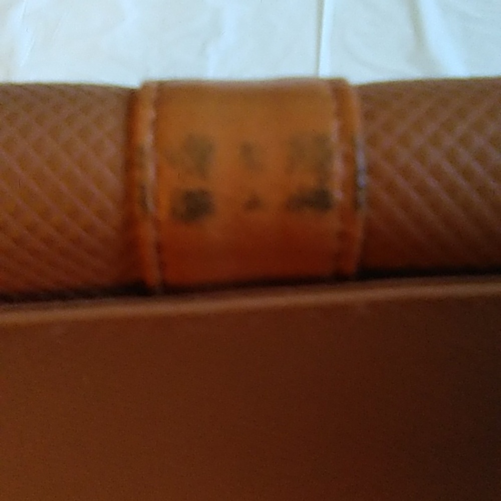 Ladies Wallet - Picture 11 of 11